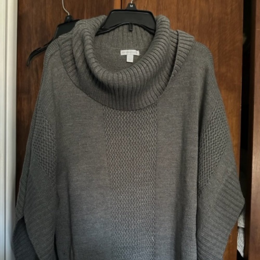 New York & Company XS Poncho Sweater